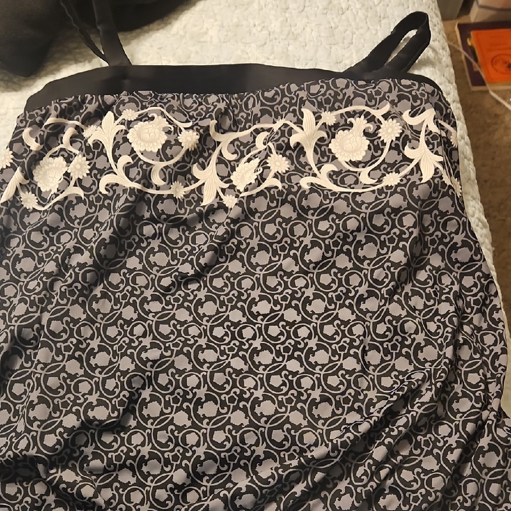Cove Black and Cream Floral Swimsuit Top 20W